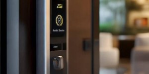 普赛罗智能指纹锁品牌客户热线传授۞新型指纹锁，智能生活新选择，焕新LOGO，引领家居安全潮流
