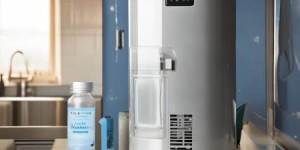 阿里斯顿热水器官方客服支持分解—热水器启动常见现象：揭秘热水器打开时小黑点的秘密