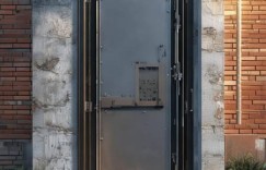 星月神防盗门网点服务热线分享+新房防盗门为何如此沉重？揭秘其背后的原因