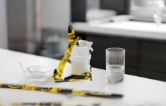 新飞消毒柜维修中心热线解析←消毒柜不宜存放餐具，小心这些使用误区！