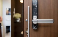 乐视智能指纹锁维修支持教大家←宁乡指纹锁安装服务，家门口的安全守护