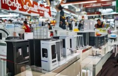 光芒油烟机400客服热线查询教导，南宁老板油烟机推荐：哪家店铺性价比更高？