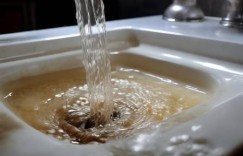 阿里斯顿热水器服务全天候保障教导ぁ热水器加热时有异味？揭秘原因及解决方法